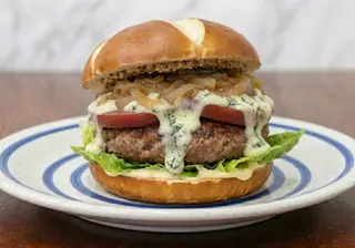 Hamburguesa Holandesa Con Queso Especial