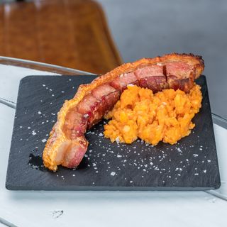 Torrezno ibérico de Soria