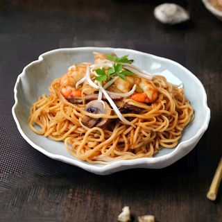 384. Tallarines Phad Thai Picante