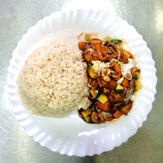 88.宫保鸡丁盖饭-Kung Pao pileti pirinac 