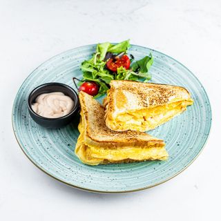 Toast jaje sa šunkom