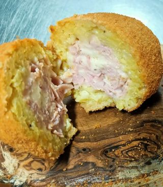Arancina al prosciutto