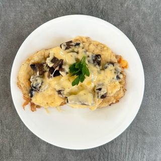 Відбивна куряча з грибами і сиром (120г)