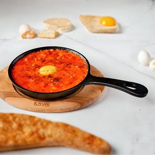 Менемен с яйцом пашот  250 гр