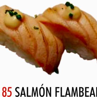 Niguiri de Salmón Flameado ( 4 Uds. )