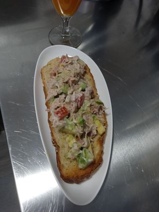 Tuna toast 