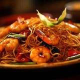 Пържено фиде с морски дарове (500г)