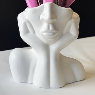 Керамічна ваза "Леді"