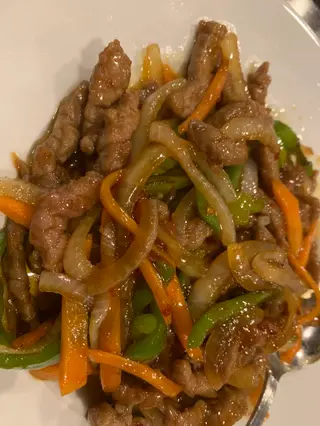 Ternera Con Salsa Picante