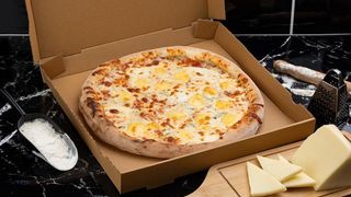 პიცა 4 ყველით