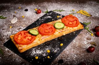 Принцеса с шунка и кашкавал 