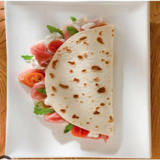Piadina loca Romagnola clásica crudo
