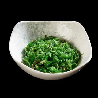 Салат уакаме макси (150г)