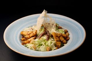 Salata caesar