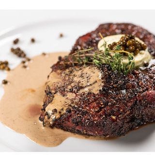 Стейк "Пеппер" (Pepper steak)