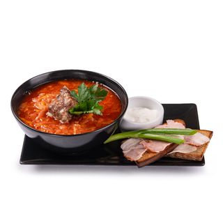 Борщ український з реберцями (370/20/50г)