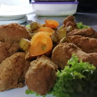 Hrskava pikantna pileća krilca 12 kom