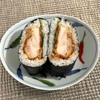 Chicken-Katsu Onigirazu - おにぎらず（チキンカツ）