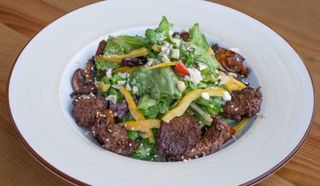 Теплый с телятиной