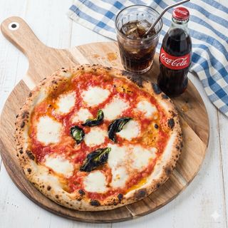 Margherita + bibita a scelta