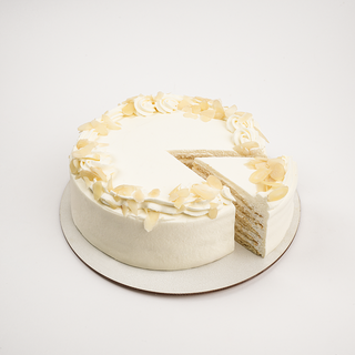 Торт "Молочная девочка" сливки гранд (1,020 кг) 