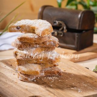 Домашни сладки бадемови полумесеци