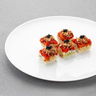 Sushi Cake z papryką