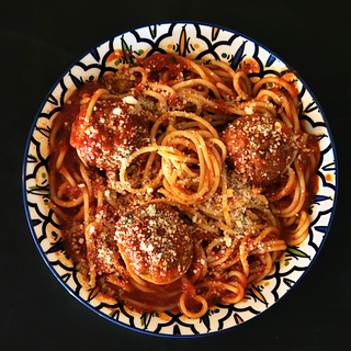 Spaghetti & Balls  - Chiftele de pui cu spaghete