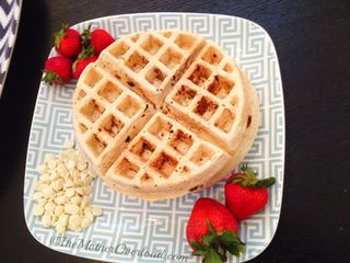 Gofre Chocolate Blanco Y Fresas