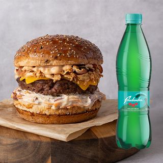 Farmer burger+Radenska 0,5l