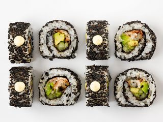 Каліфорнія в кунжуті з вугрем XL (265g)