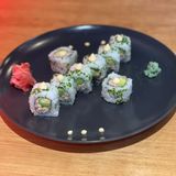 ROLLS ATUN COCIDO AGUACATE CEBOLLINO 8 PCS