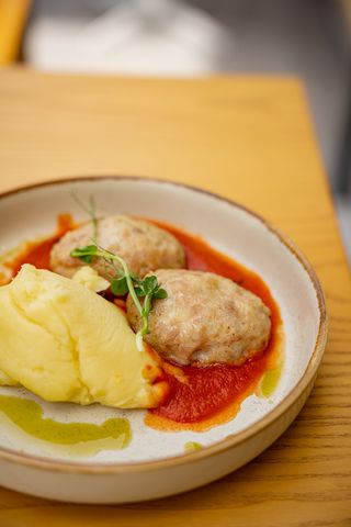 Фрикадельки с пюре (290 г)