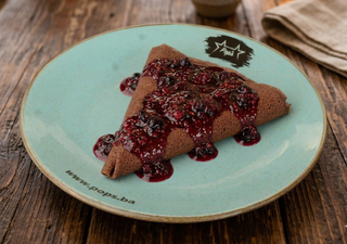 Palačinka šumsko voće