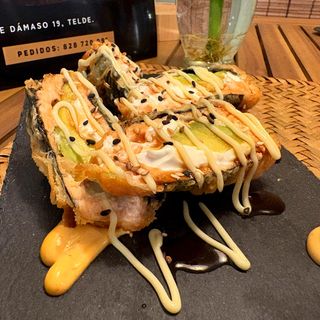 Salmón Relleno (4 pzas.)