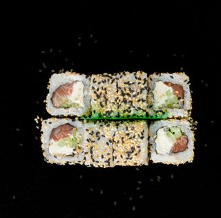 Філадельфія тунець в кунжуті (250г)