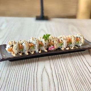 65. Spicy salmon roll