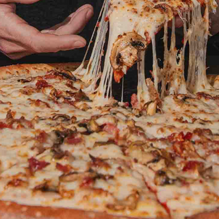 Pizza Familiar (40 Cm.) (Para 2 Personas)