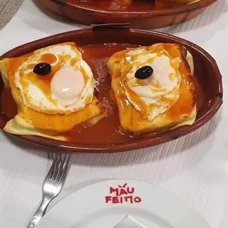 Francesinha de Porco ou de Frango