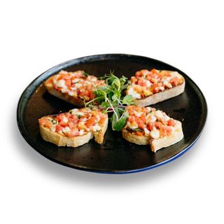 Bruschete cu rosii si mozzarella K