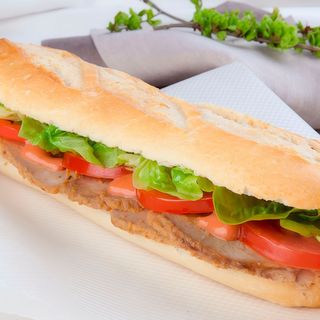 Bocadillos Calientes De Vegetal De Pollo