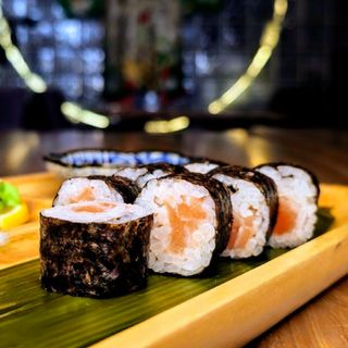 Хосомаки Лосось