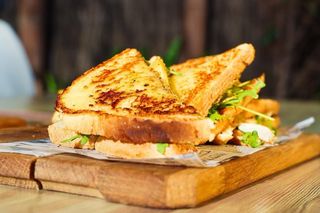 Sándwich Veggie (Sándwich Doble)