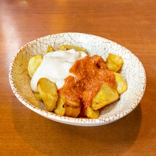 Patatas bravas