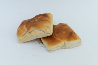 Palacinta pe vatra cu urda si marar