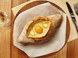 Хачапурі по-аджарськи (300g)