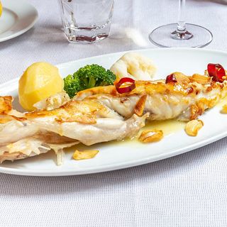 Rape De Tripa Negra A Los Ajos Tostados