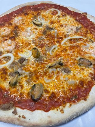Pizza Frutti De Mare (36 Cm.)
