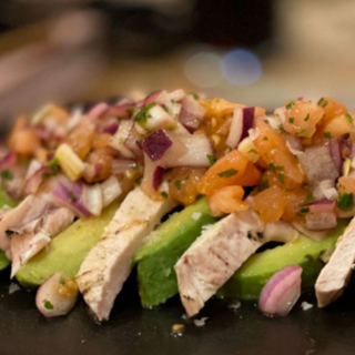 Ensalada de Pollo a la Brasa