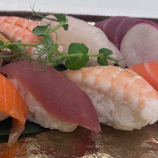 102. Nigiri Misto 8 pezzi